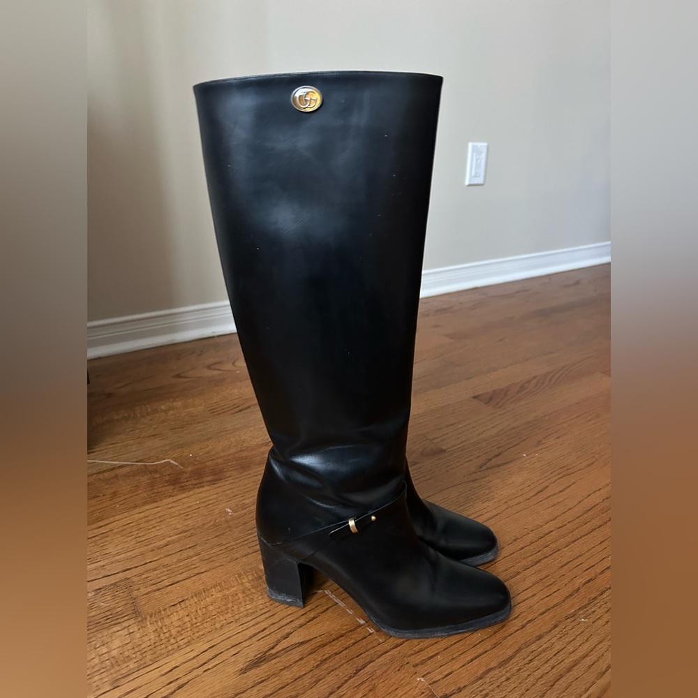 Gucci Black Heeled Leather Boots